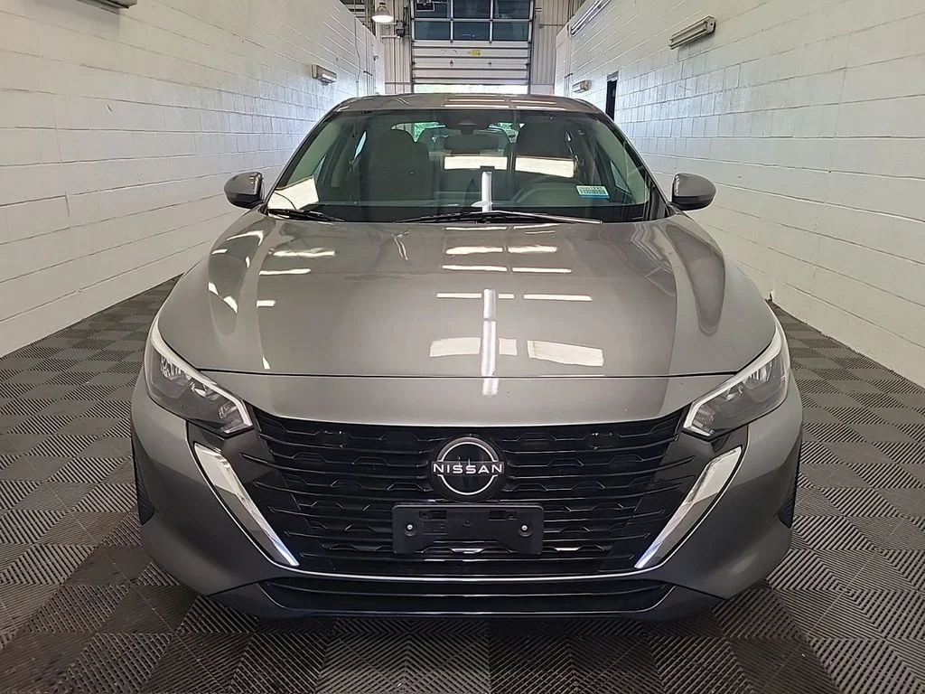 Used 2024 Nissan Sentra S with VIN 3N1AB8BV6RY284469 for sale in Parma, OH