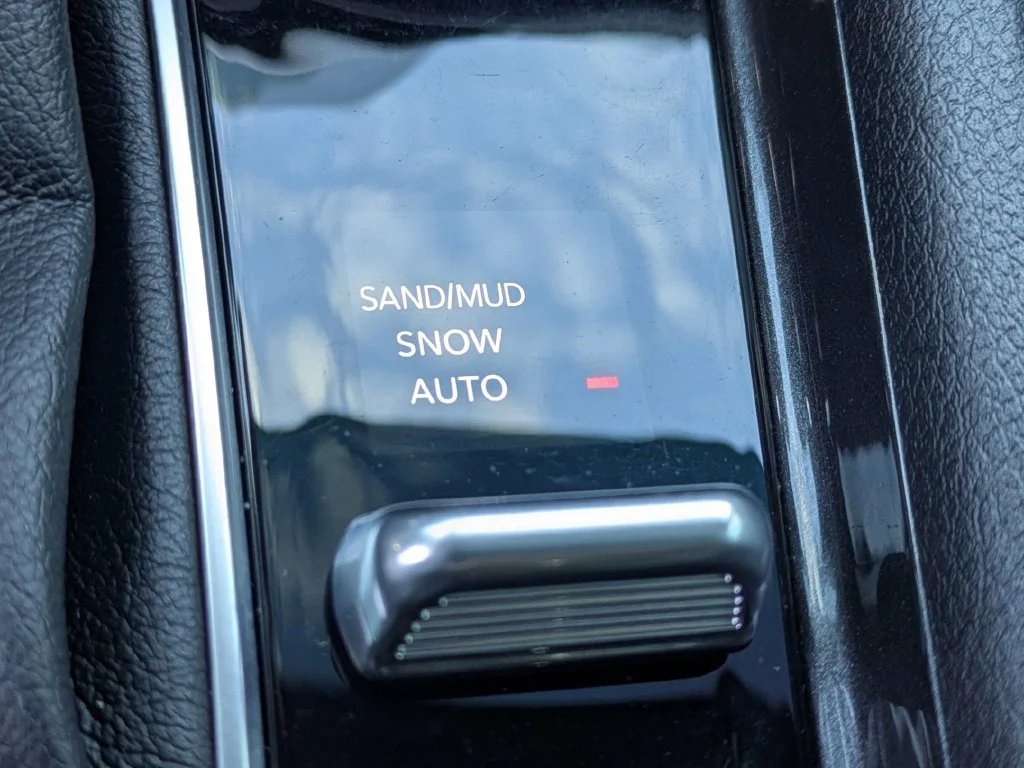 Used 2025 Silver Jeep Sport image 22