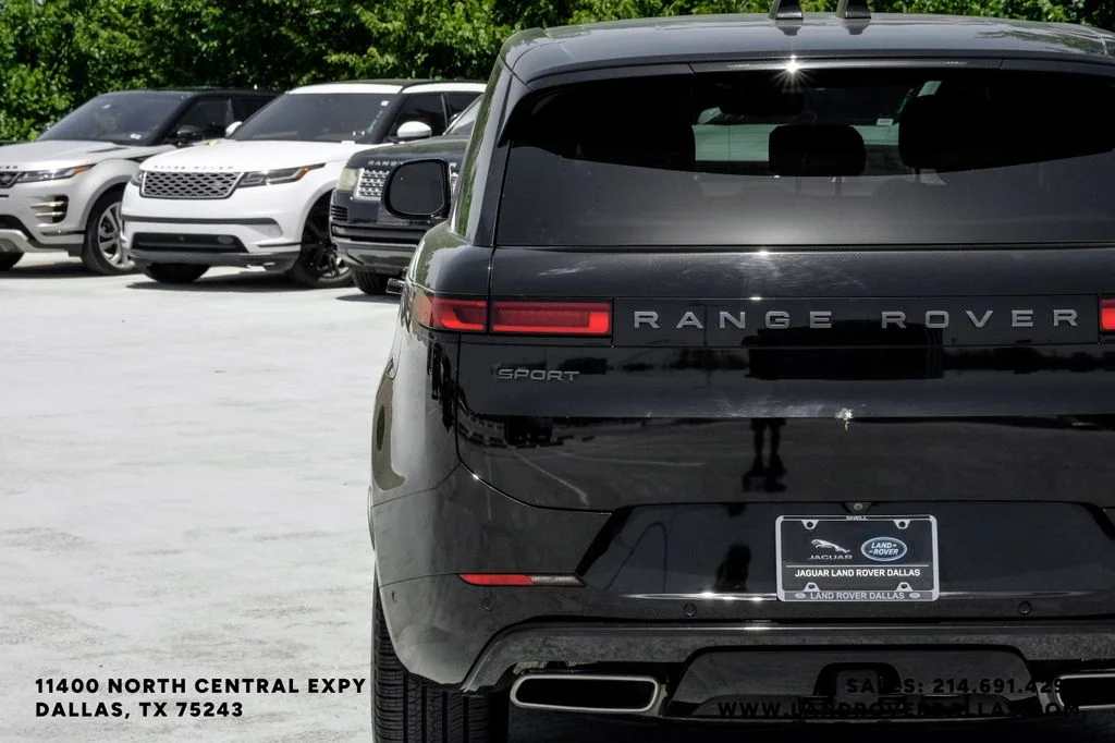 Certified Used 2024 SV Bespoke Match to Sample in Gloss Finish Land Rover Autobiography image 54