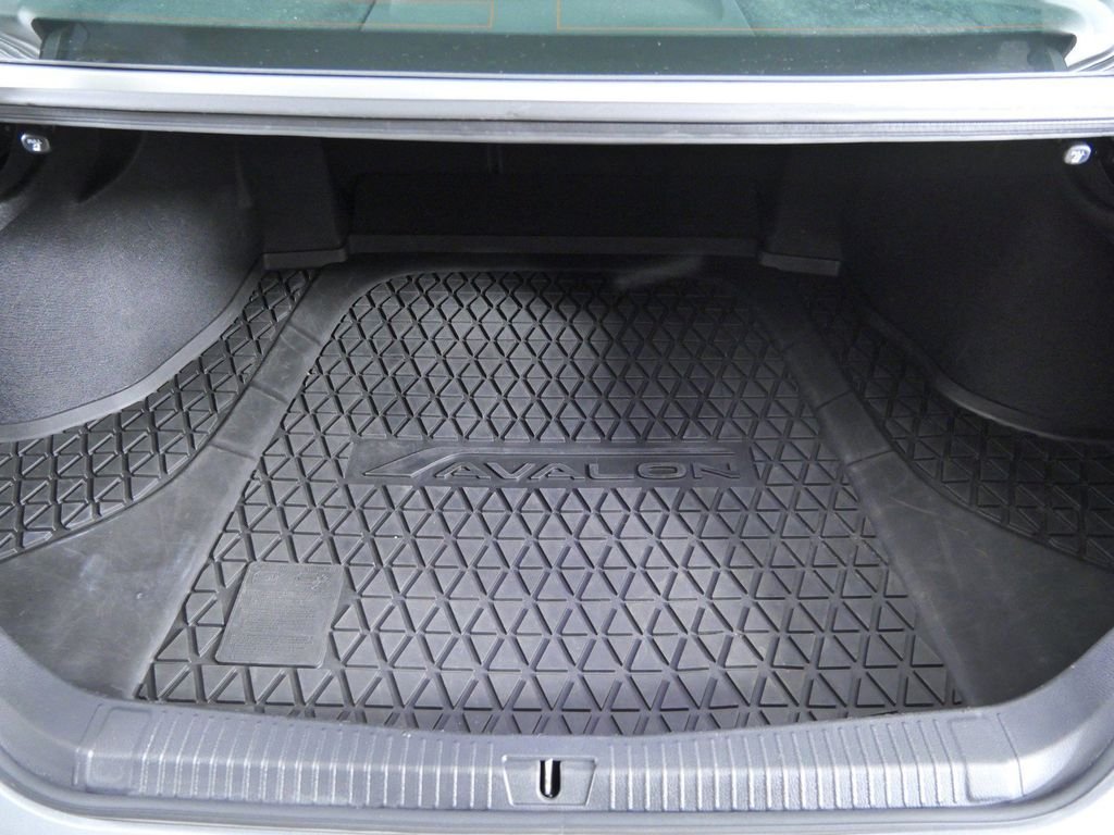 Used 2022 Silver Toyota Touring image 27