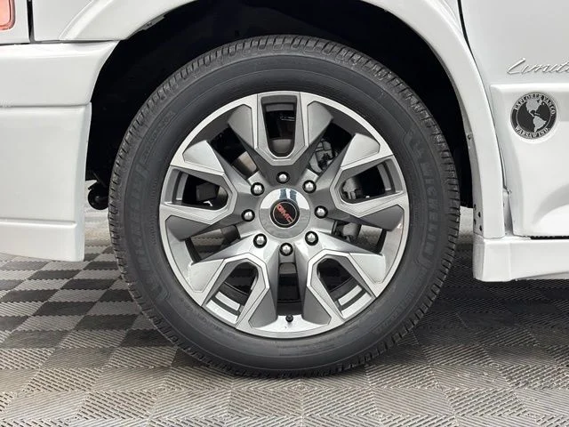 New 2026 Summit White GMC Work Van image 60