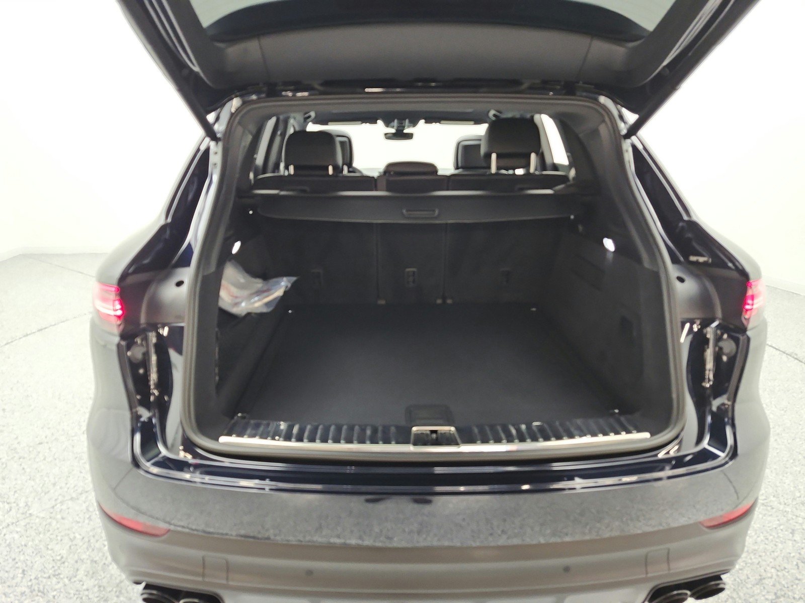 Used 2023 Moonlight Blue Metallic Porsche Platinum Edition image 22