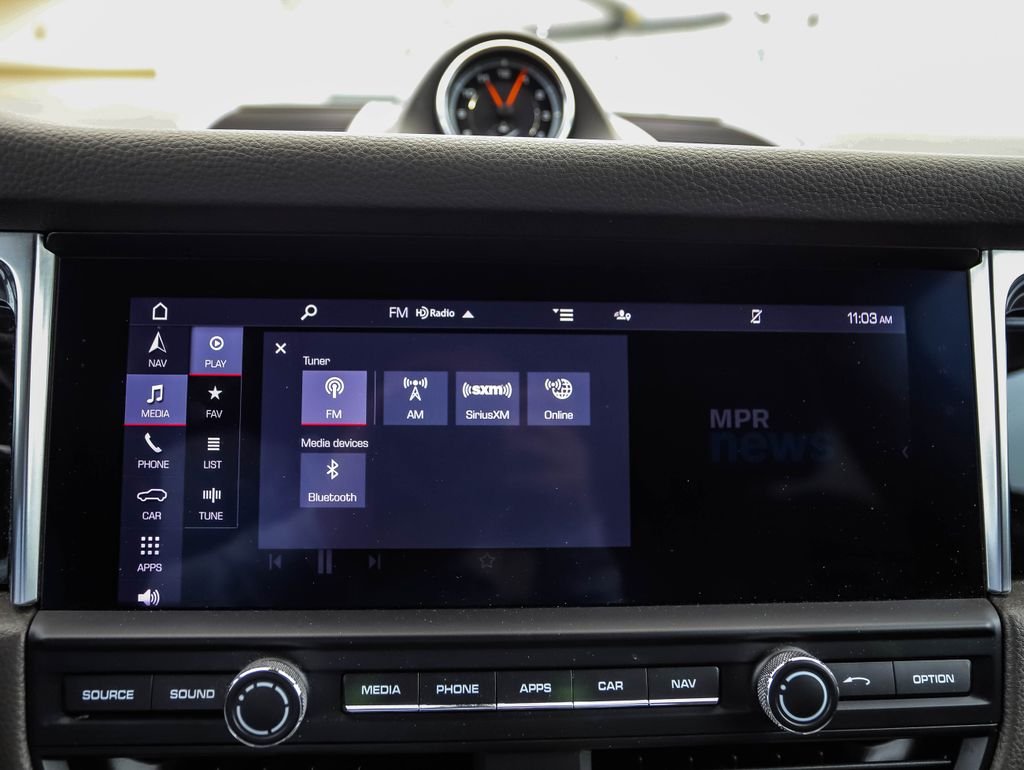 Used 2020 Night Blue Metallic Porsche Base image 17