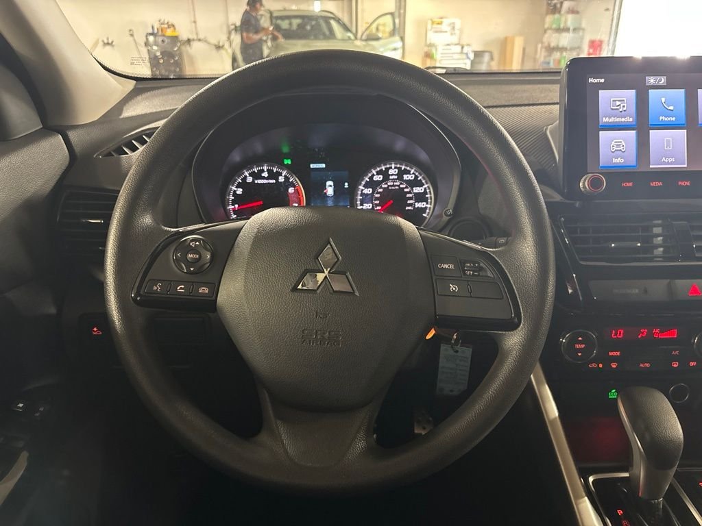 Used 2022 Black Mitsubishi LE image 11