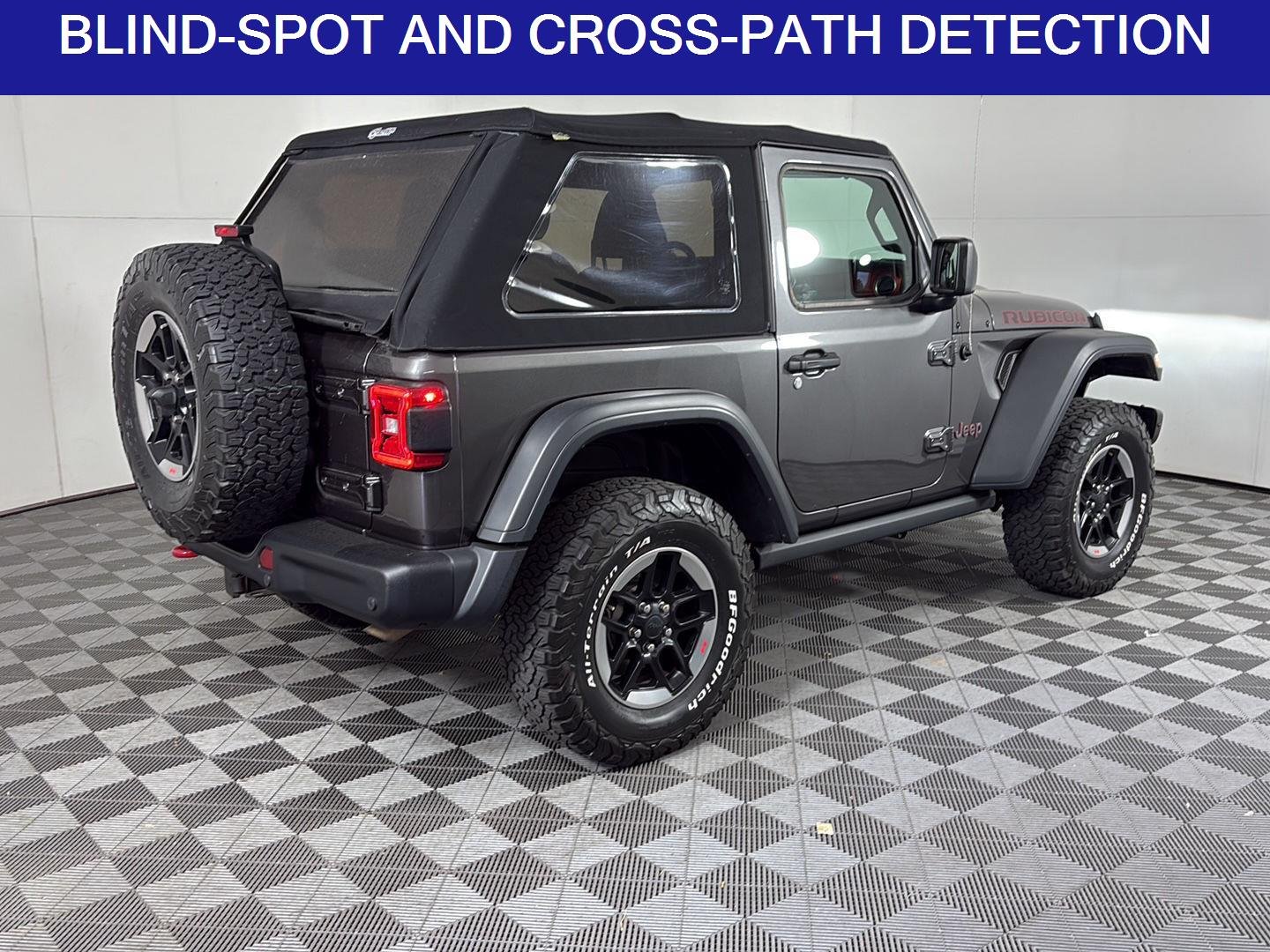 Used 2019 Granite Crystal Metallic Clearcoat Jeep Rubicon image 5