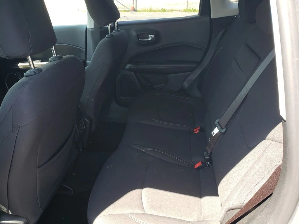 Used 2018 Silver Jeep Sport image 11