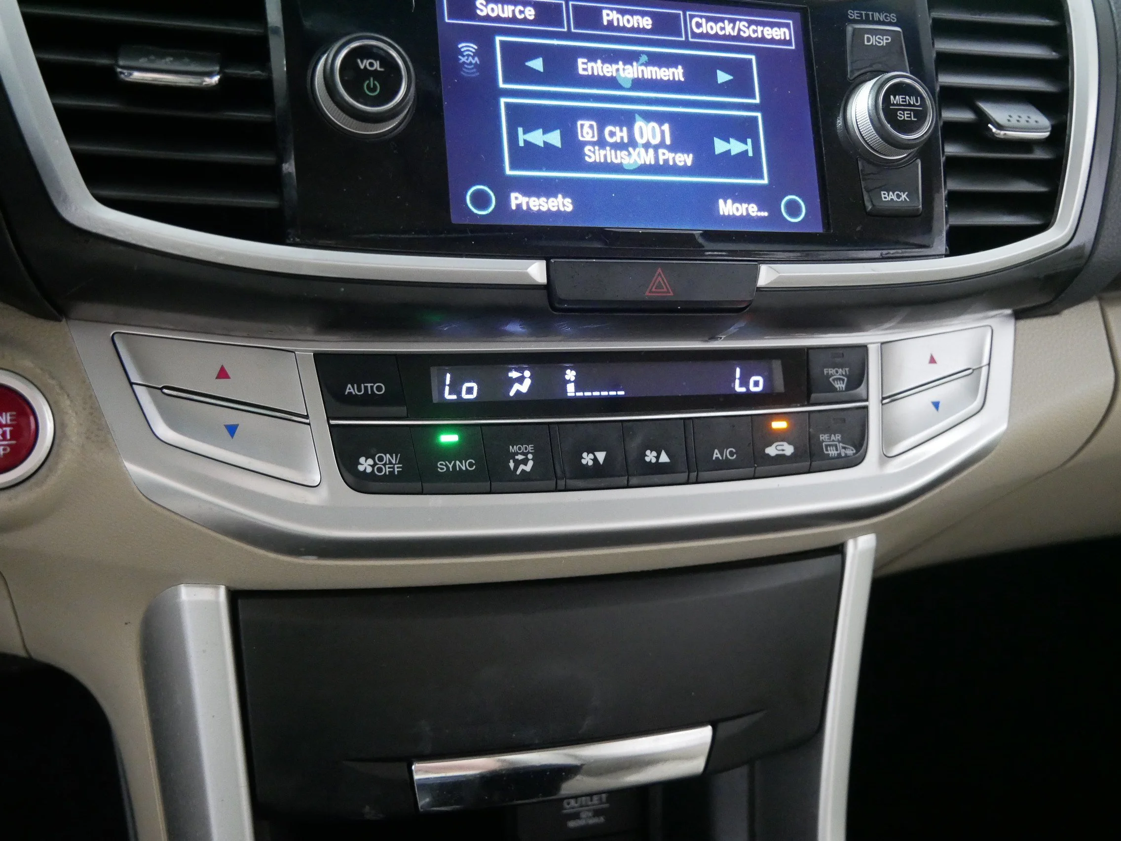 Used 2014 White Orchid Pearl Honda EX-L image 23