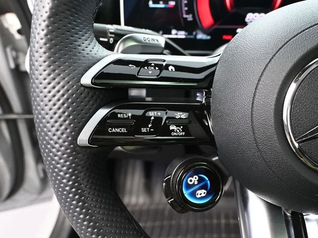 2025 Mercedes-Benz CLE AMG 53 - Photo 31
