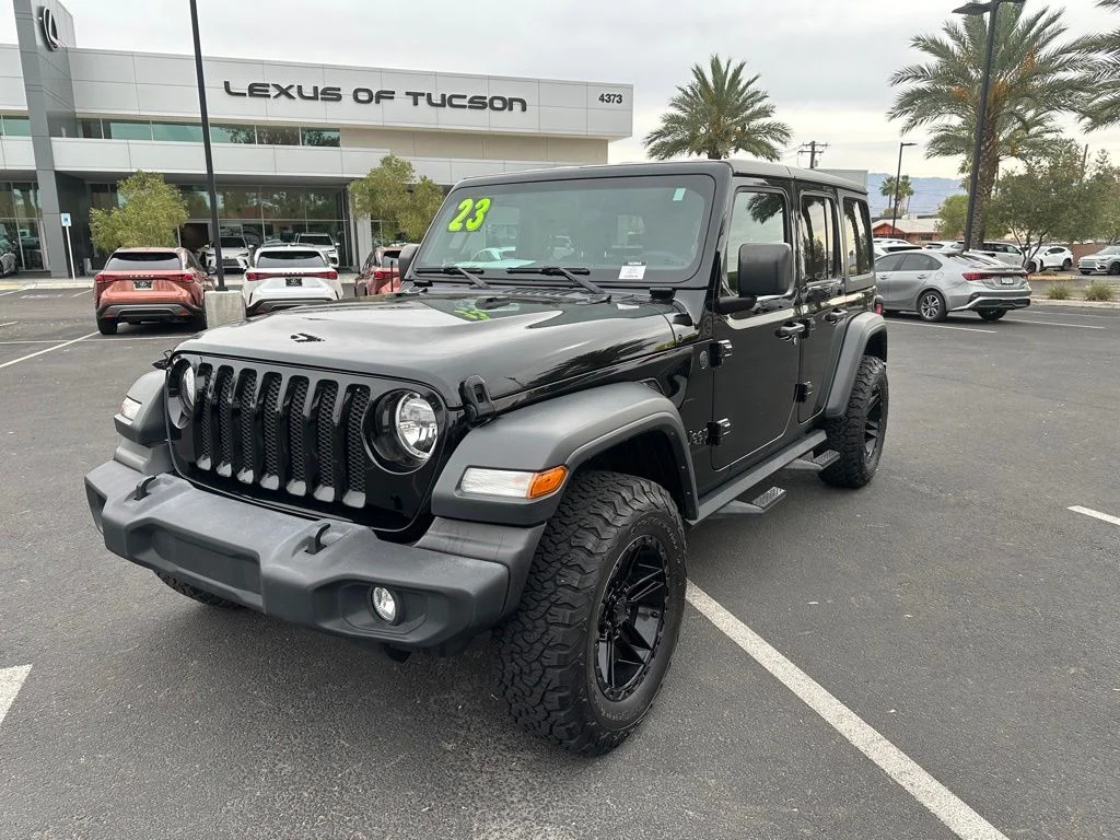Used 2023 Black Jeep Sport S image 20