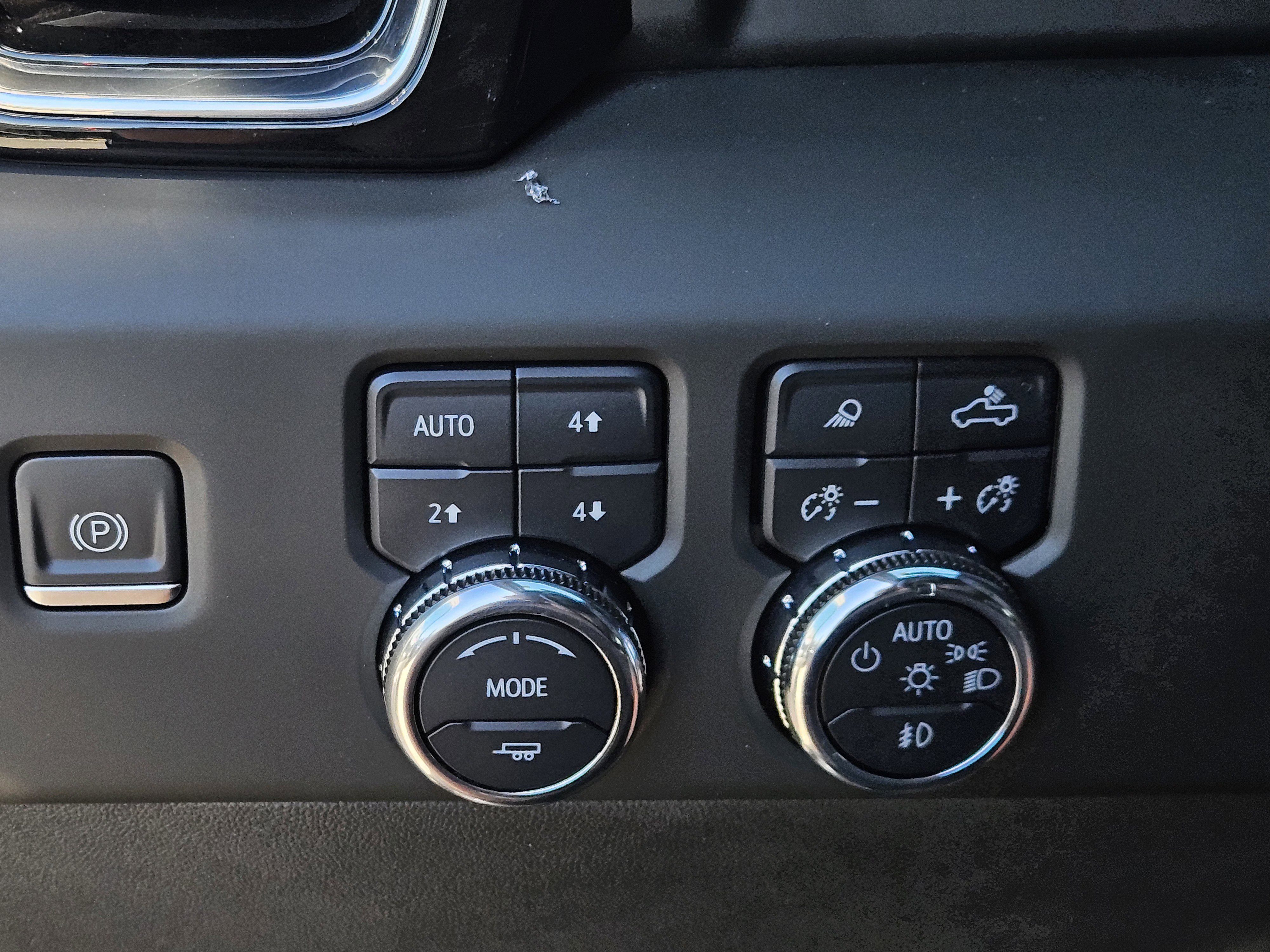 Used 2023 Onyx Black GMC Denali image 23