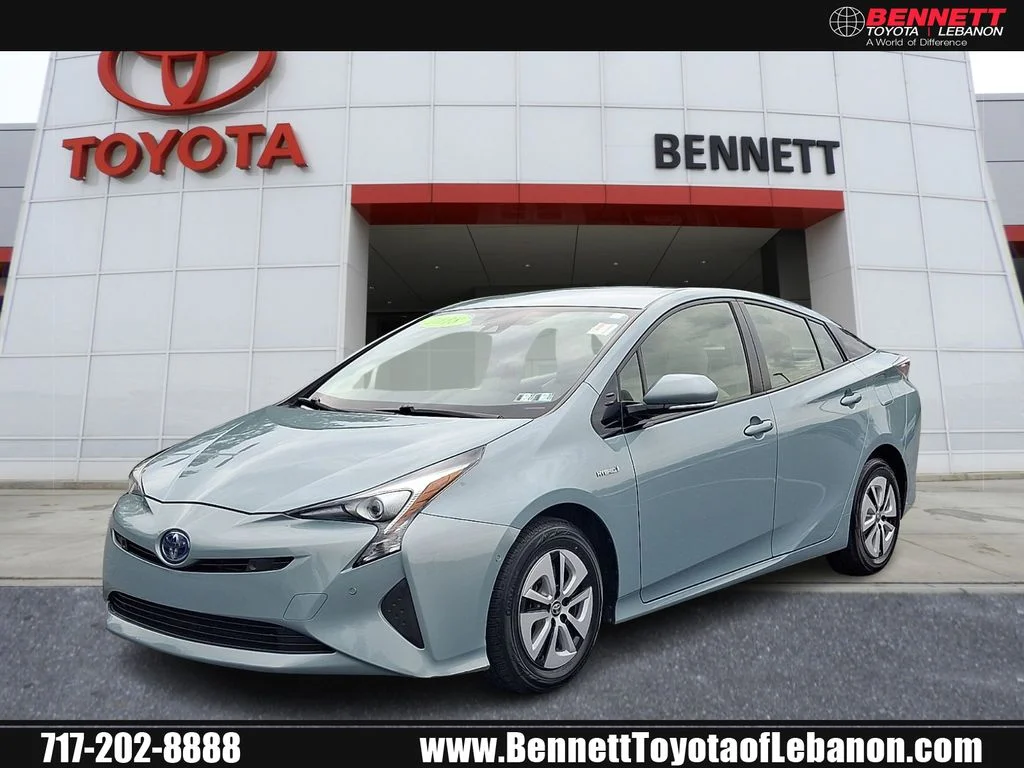 Certified Used 2018 Beige Toyota Three image 1