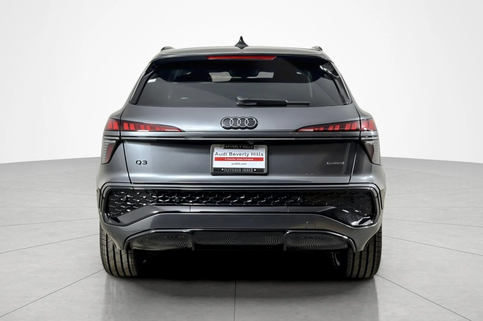 New 2026 Daytona Gray Pearl Effect Audi S line quattro image 5