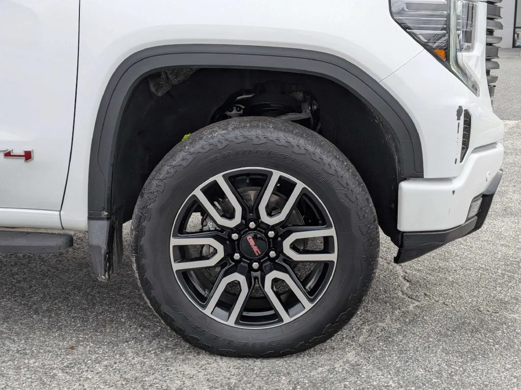 Certified Used 2024 Summit White GMC AT4 image 11