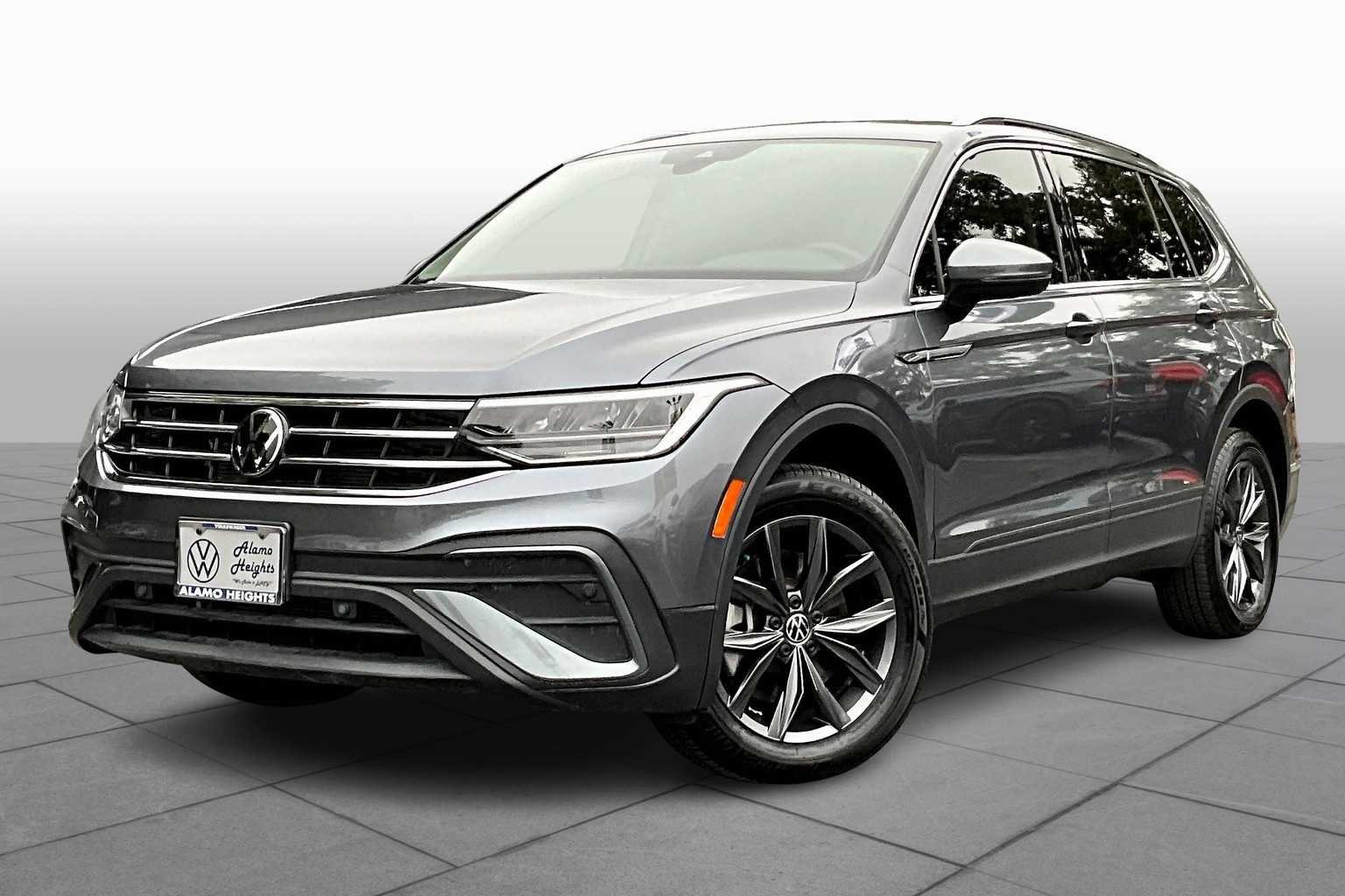 2024 Volkswagen Tiguan 2.0T SE's photo