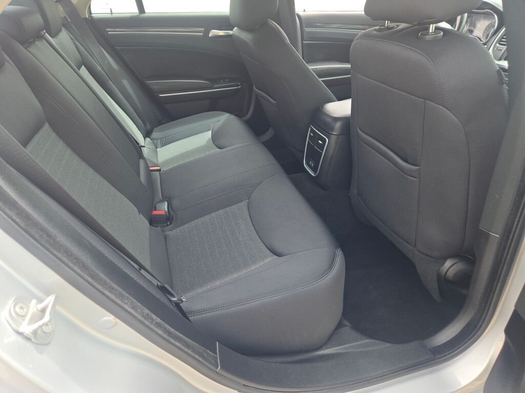 Used 2021 Silver Chrysler Touring image 10