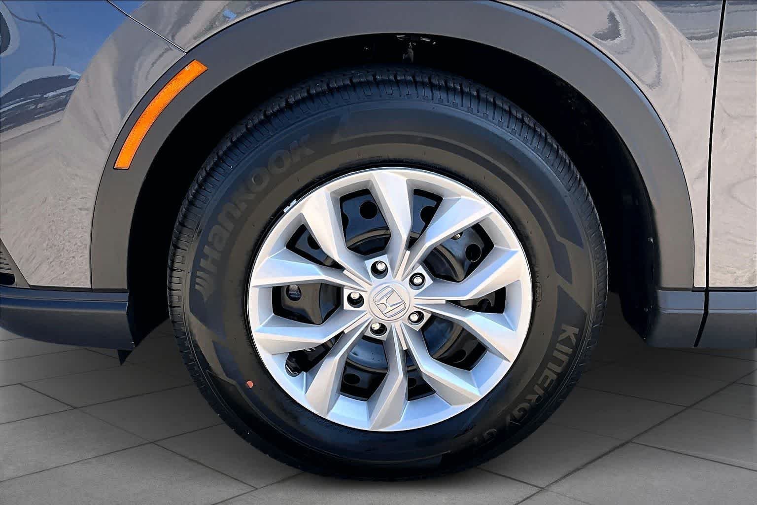 New 2026 Meteorite Gray Metallic Honda LX image 11