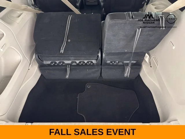 Used 2023 White Chrysler Touring L image 35