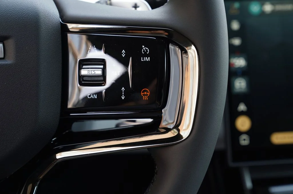 New 2026 Santorini Black Land Rover S image 17