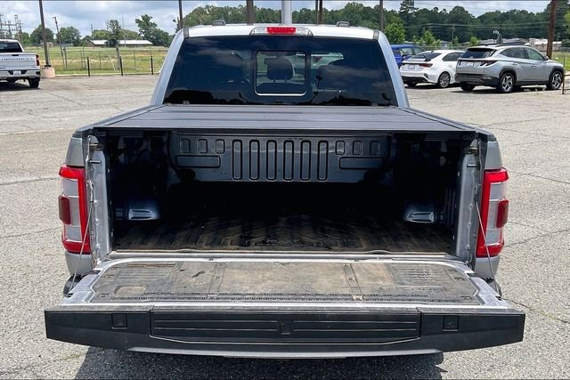 Used 2023 Iconic Silver Metallic Ford Lariat image 33
