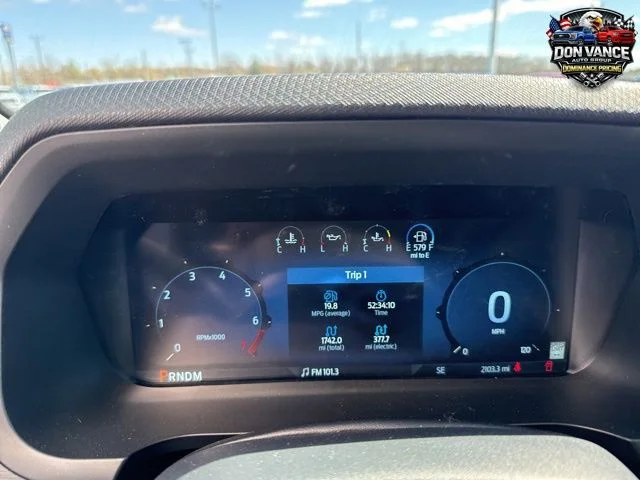 New 2025 Oxford White Ford XLT image 14