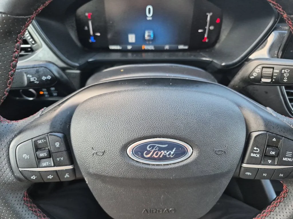 Used 2025 Space Silver Ford ST-Line image 28