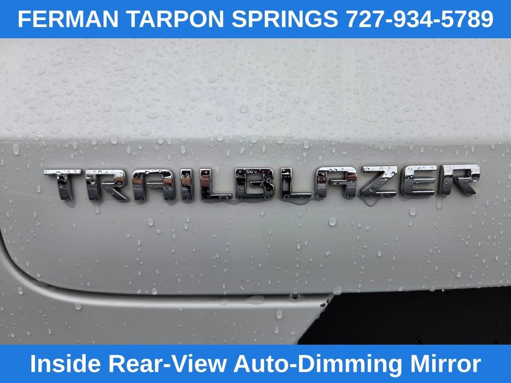 Used 2022 White Chevrolet LT image 19