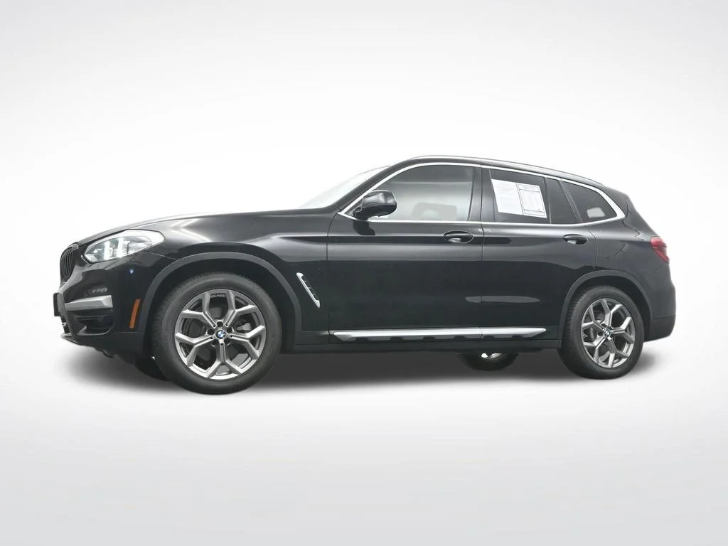 Used 2021 Black BMW xDrive30i image 31