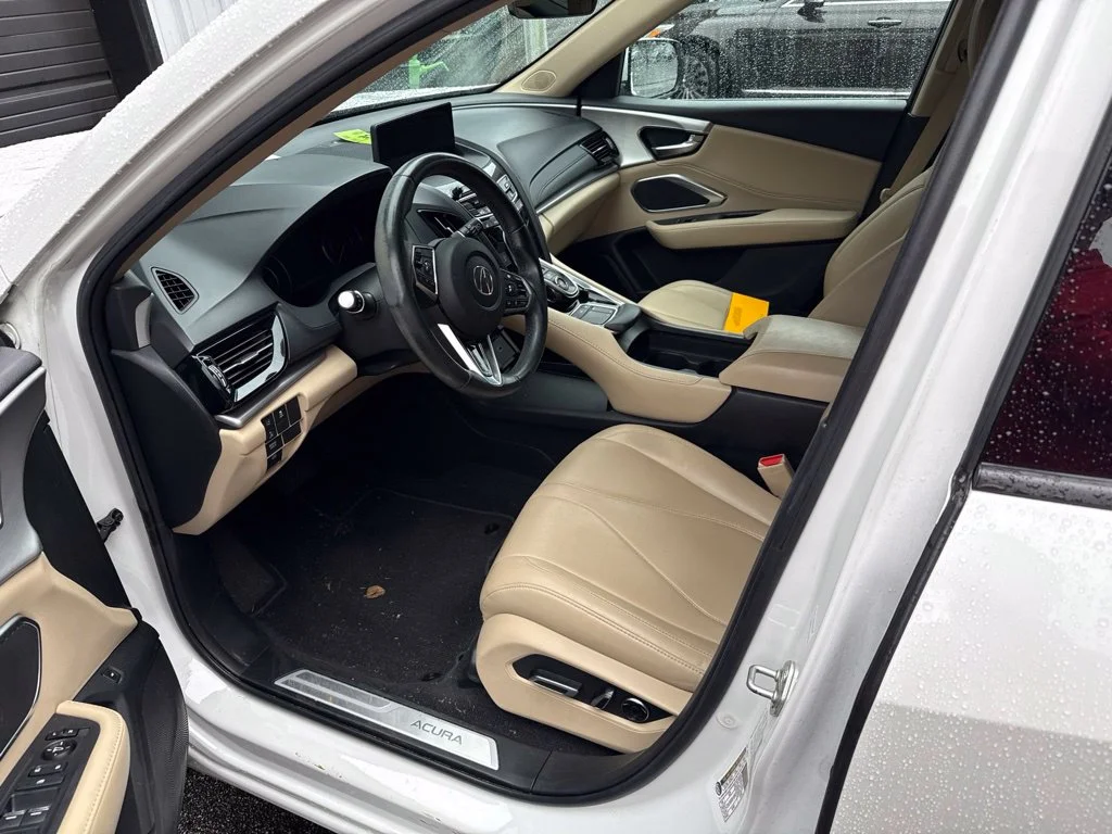Used 2021 White Acura Base image 6