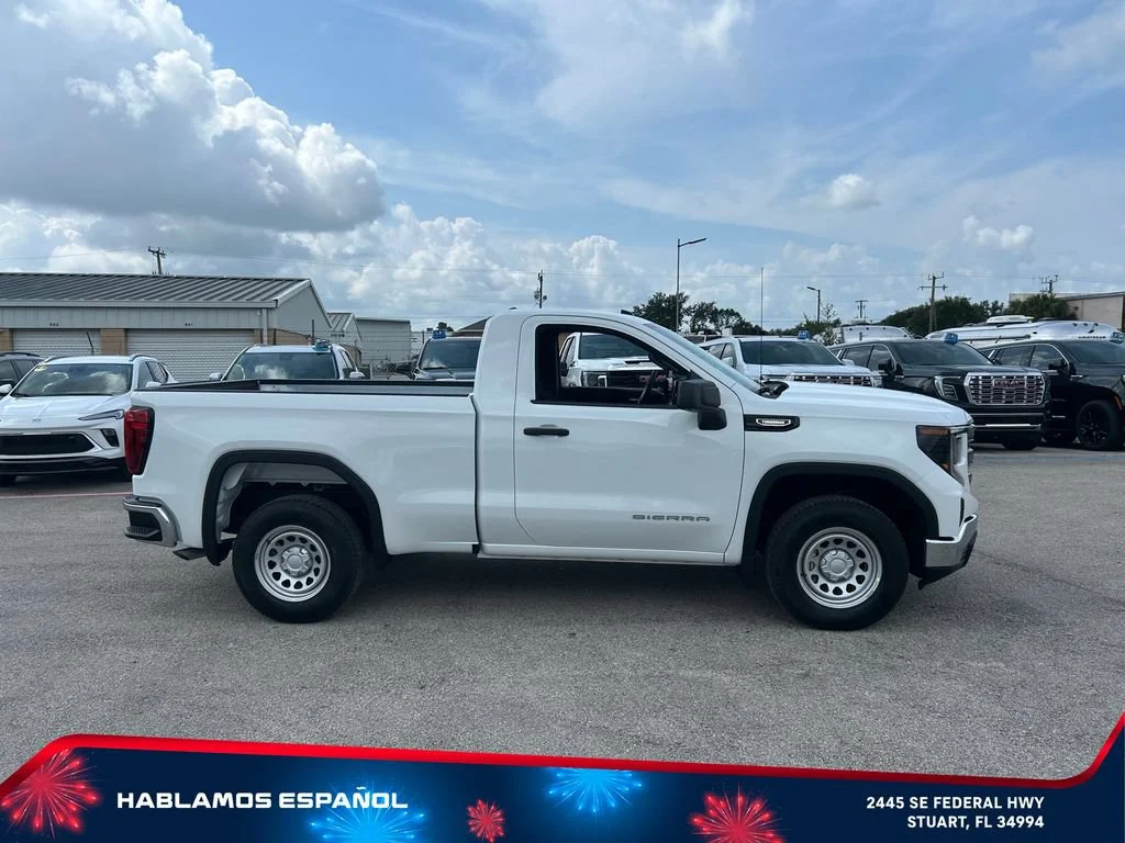 New 2026 Summit White GMC Pro image 4