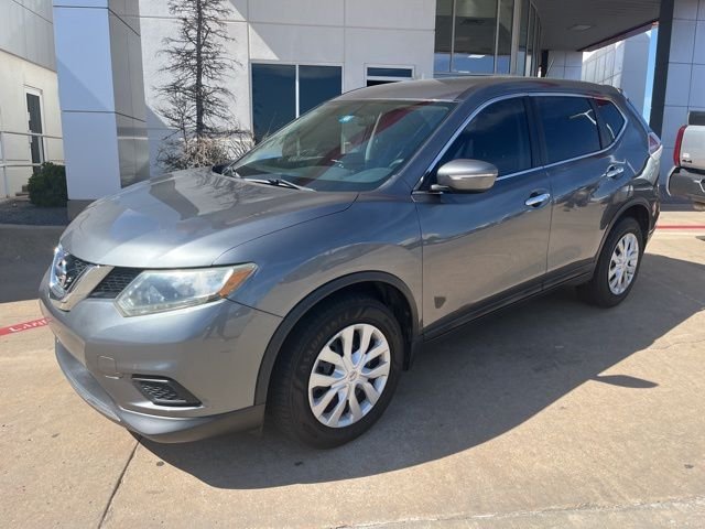 Used 2015 Nissan Rogue S with VIN 5N1AT2MV8FC920233 for sale in Midwest City, OK