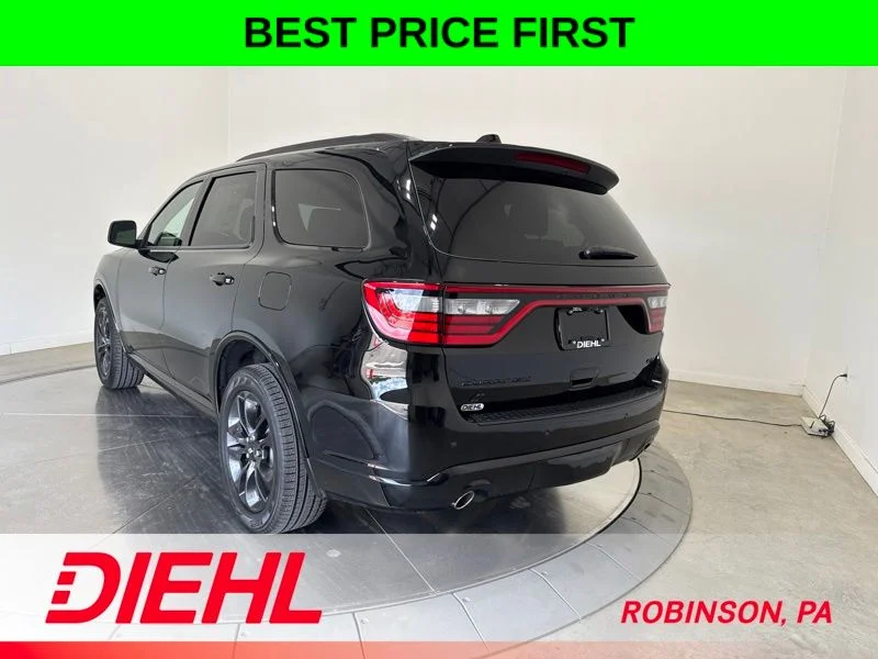New 2026 Diamond Black Clear-Coat Exterior Paint Dodge GT Plus image 5