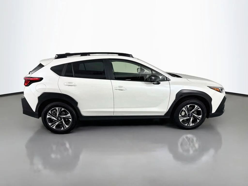 Used 2025 Crystal White Pearl Subaru Premium image 8
