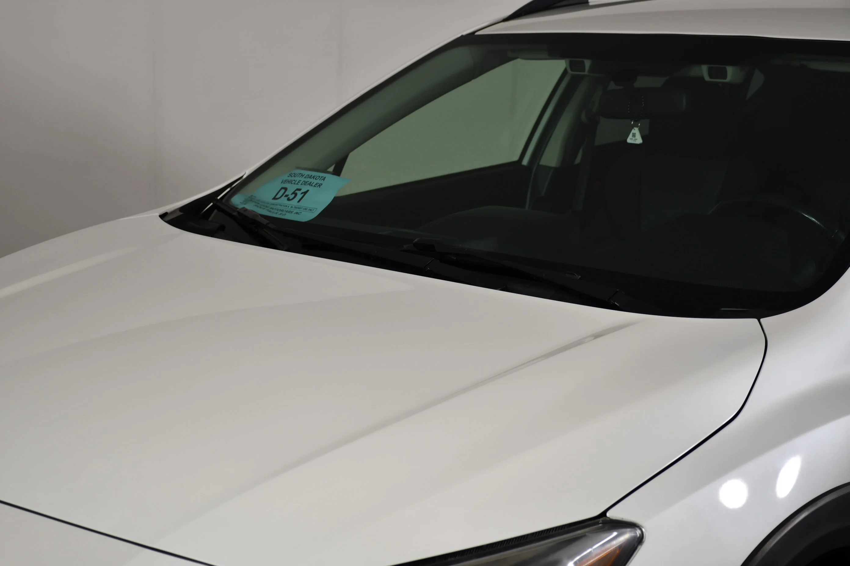 Used 2022 Crystal White Pearl Subaru Premium image 12