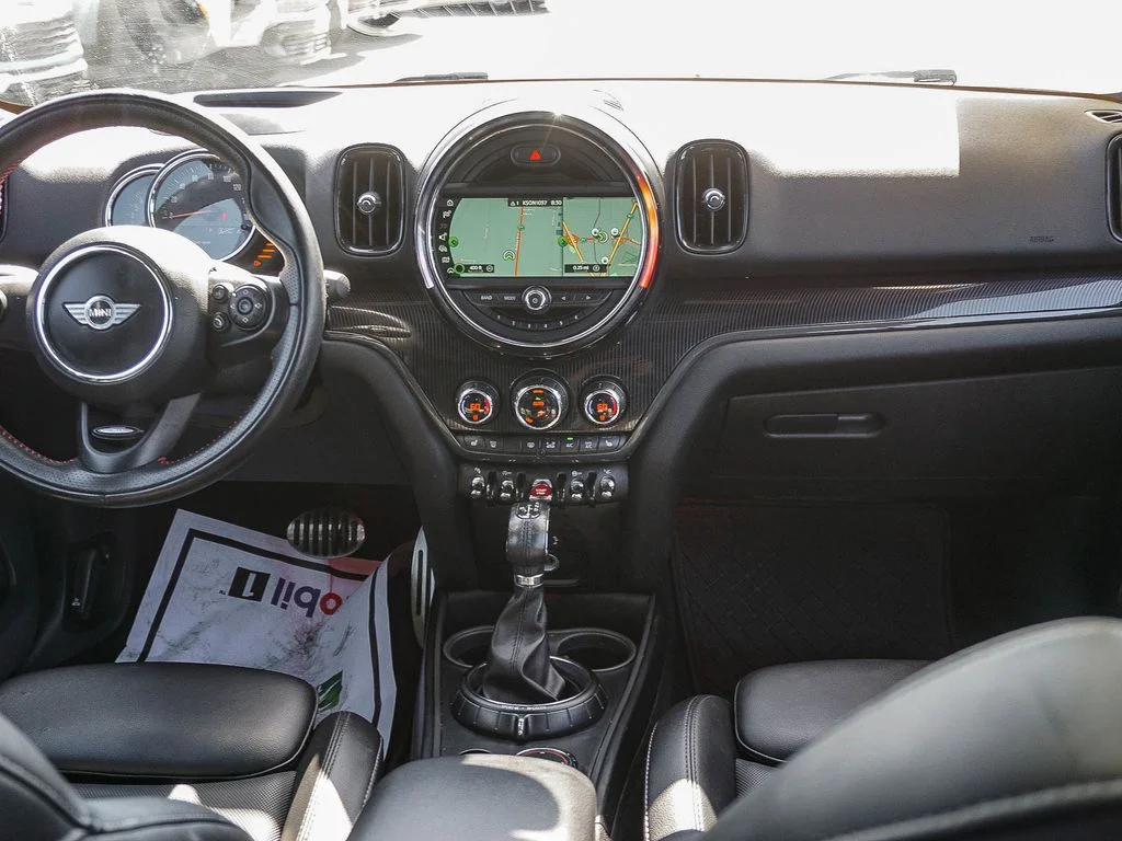 Used 2017 Black MINI Base image 14