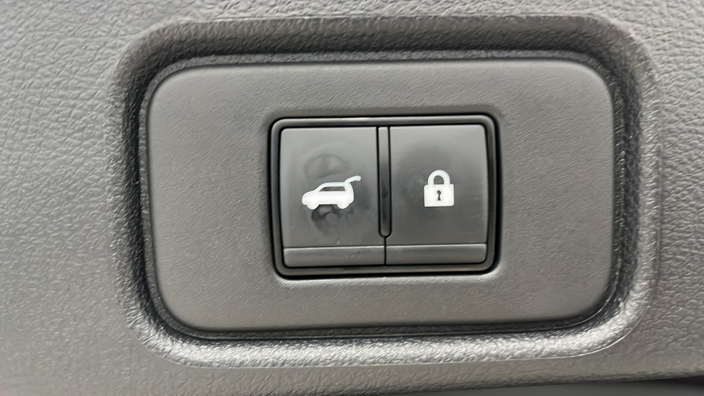 Used 2025 Gun Metallic Nissan SL image 30