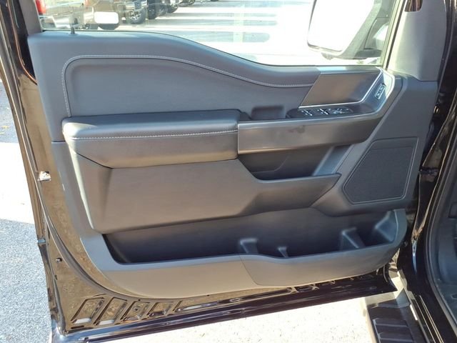 Used 2024 Black Ford XLT image 19