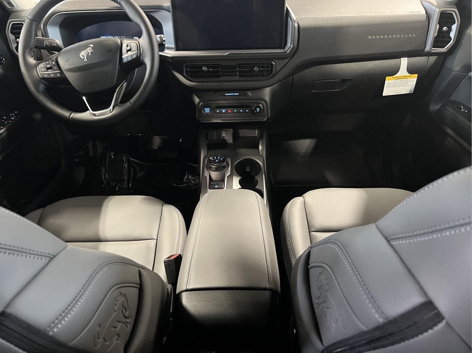 New 2026 Oxford White Ford Badlands® image 22