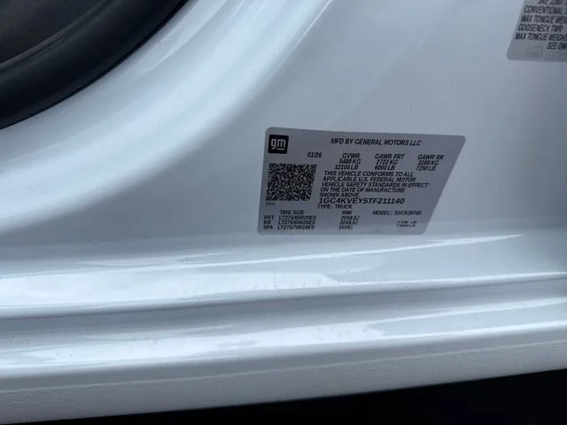 New 2026 Polar White Tricoat Chevrolet High Country image 33