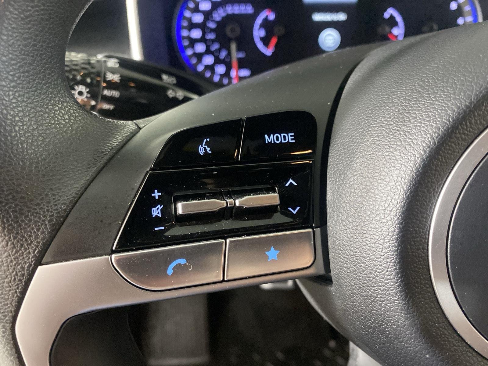Used 2023 Blue Stone Hyundai SEL image 18
