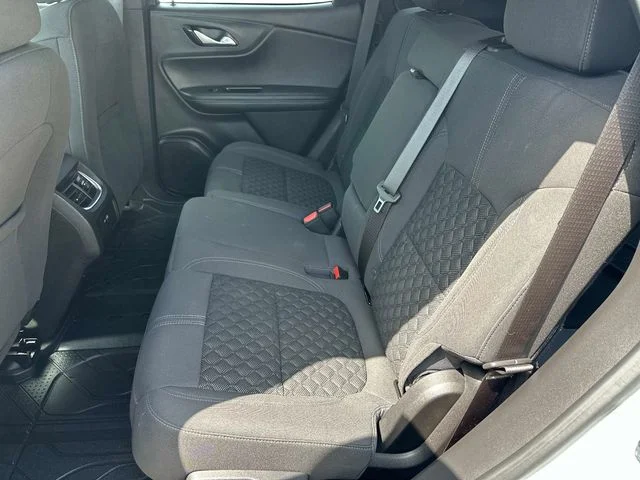 Used 2022 Silver Chevrolet LT image 11