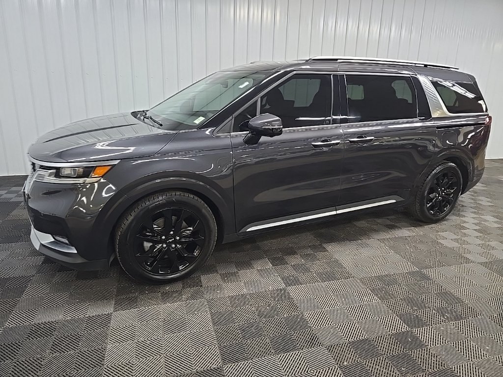 Used 2022 Gray Kia SX Prestige image 6