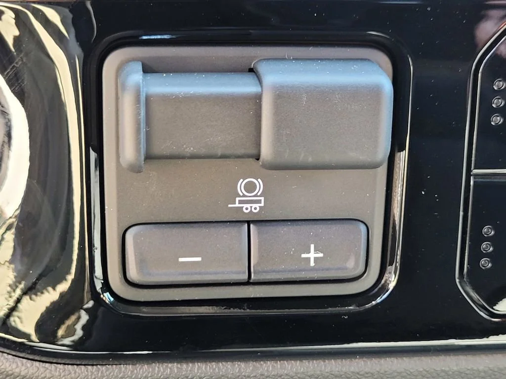 2026 Chevrolet Silverado 1500 RST - Photo 18