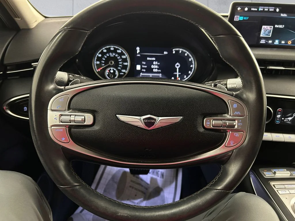 Used 2023 Black Genesis 2.5T image 9