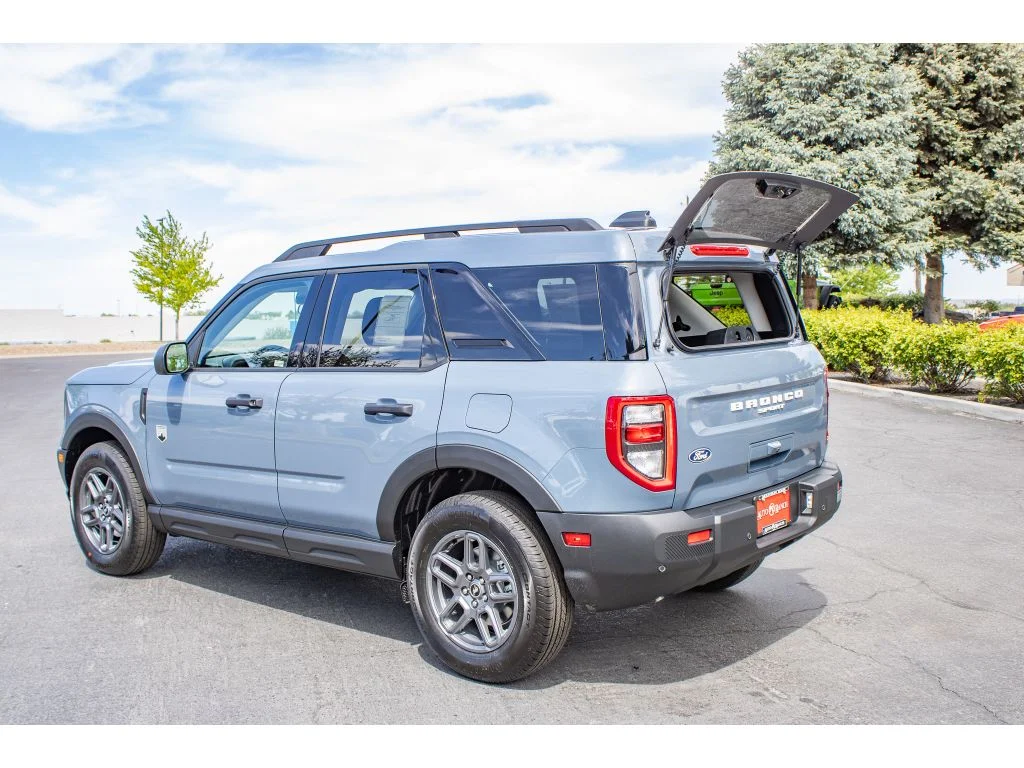 New 2026 AZURE GRAY METALLIC Ford Big Bend image 9