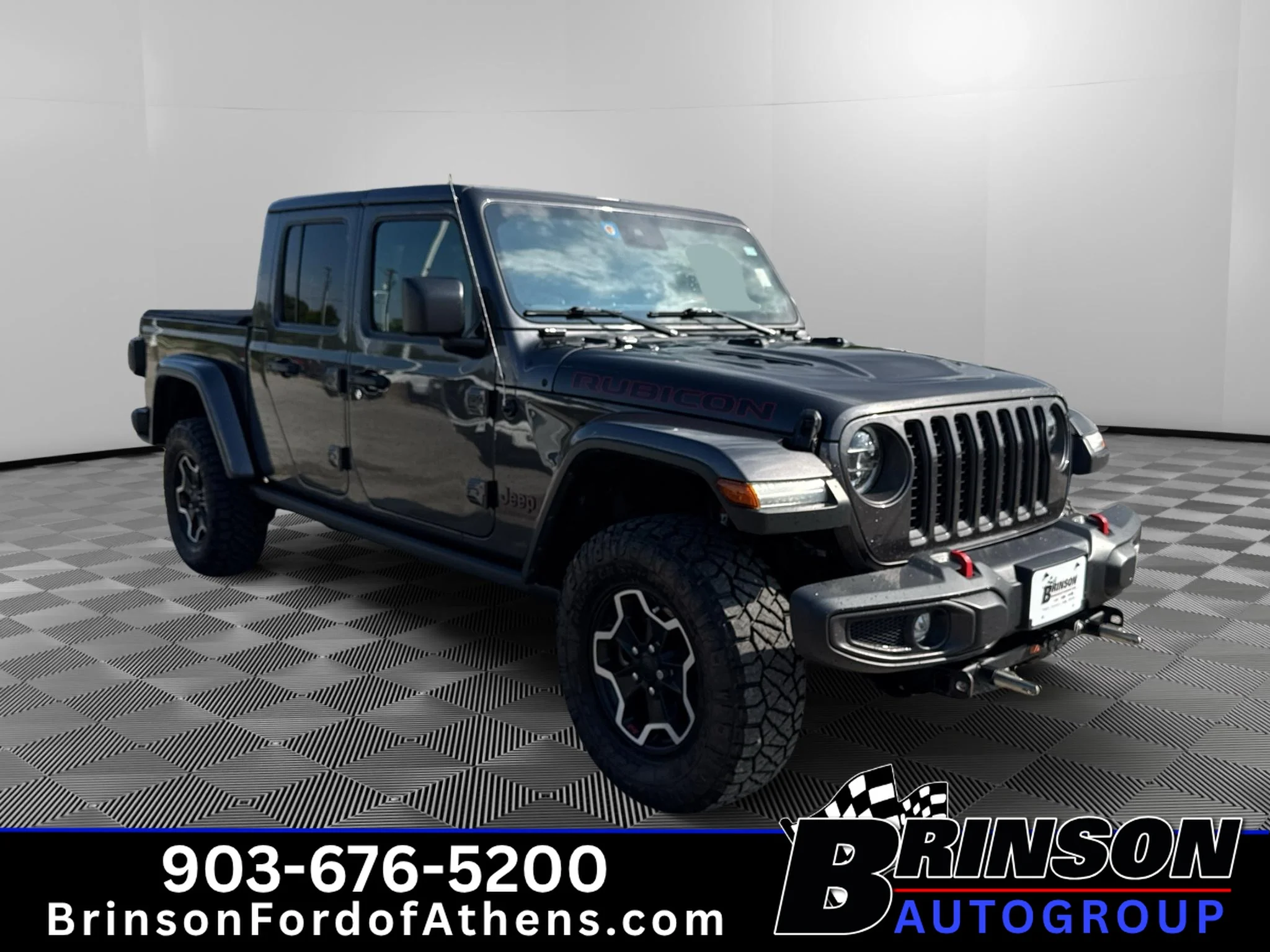 Certified Used 2022 Granite Crystal Clearcoat Metallic Jeep Rubicon image 3