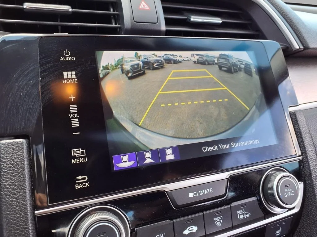 Used 2017  Honda EX-L image 6