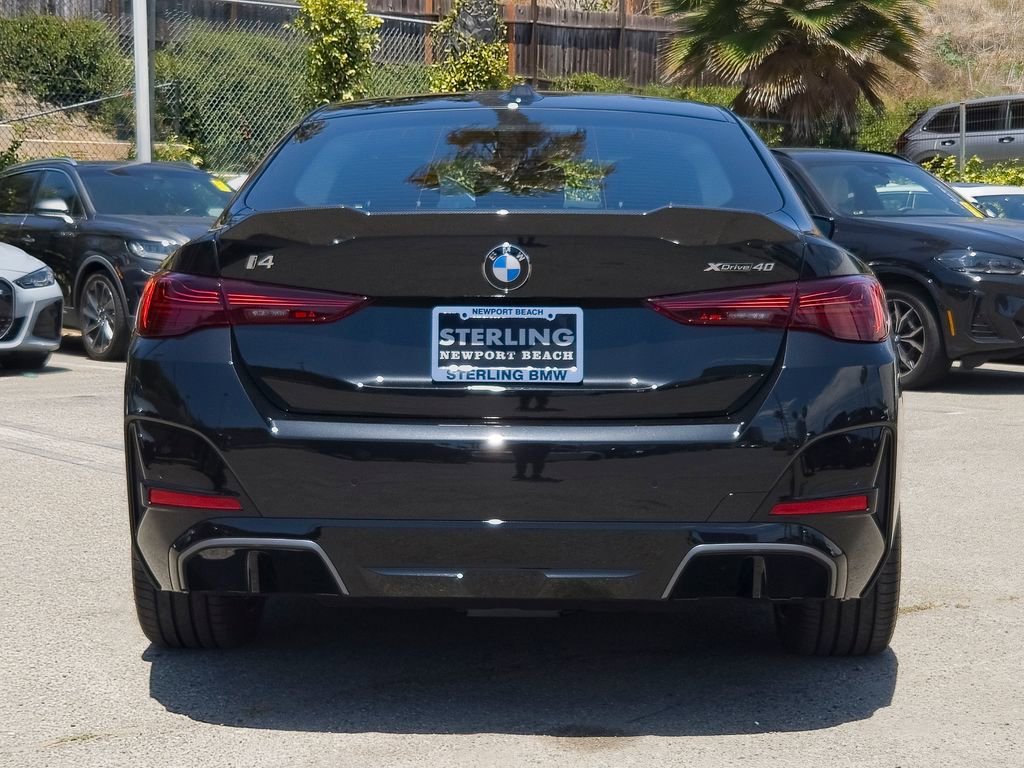 New 2026 Black Sapphire Metallic BMW xDrive40 image 19