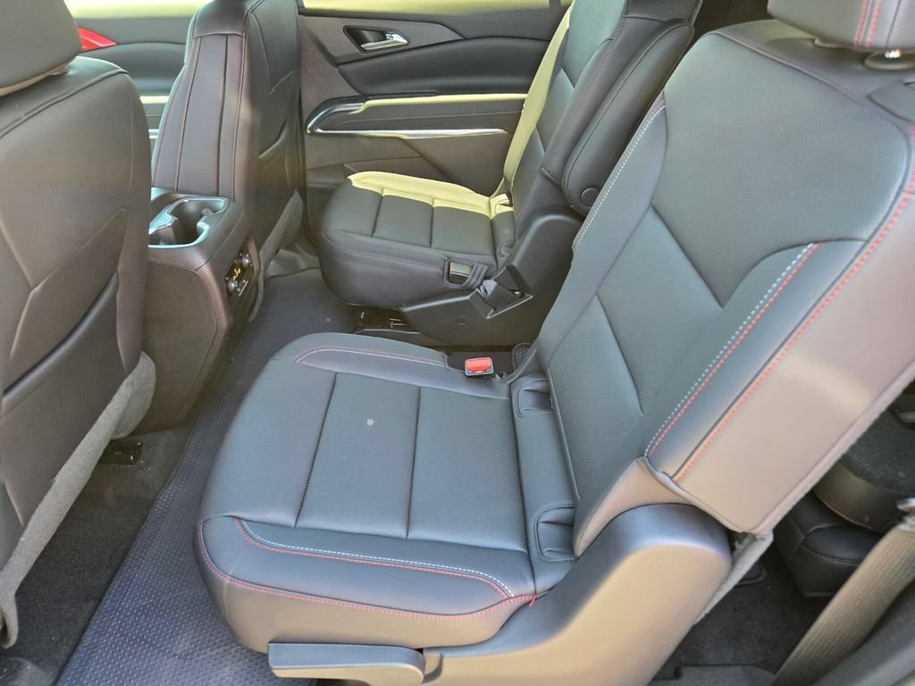 2026 Chevrolet Traverse Z71 - Photo 7