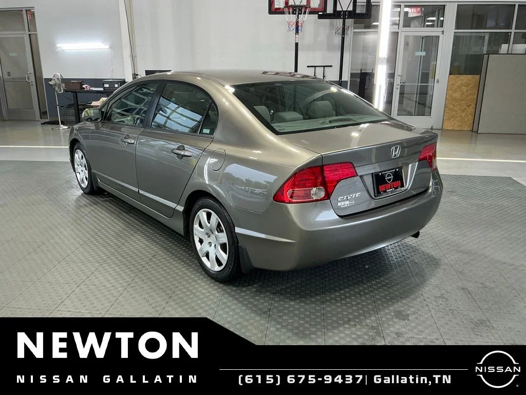 Used 2008 Borrego Beige Metallic Honda LX image 18