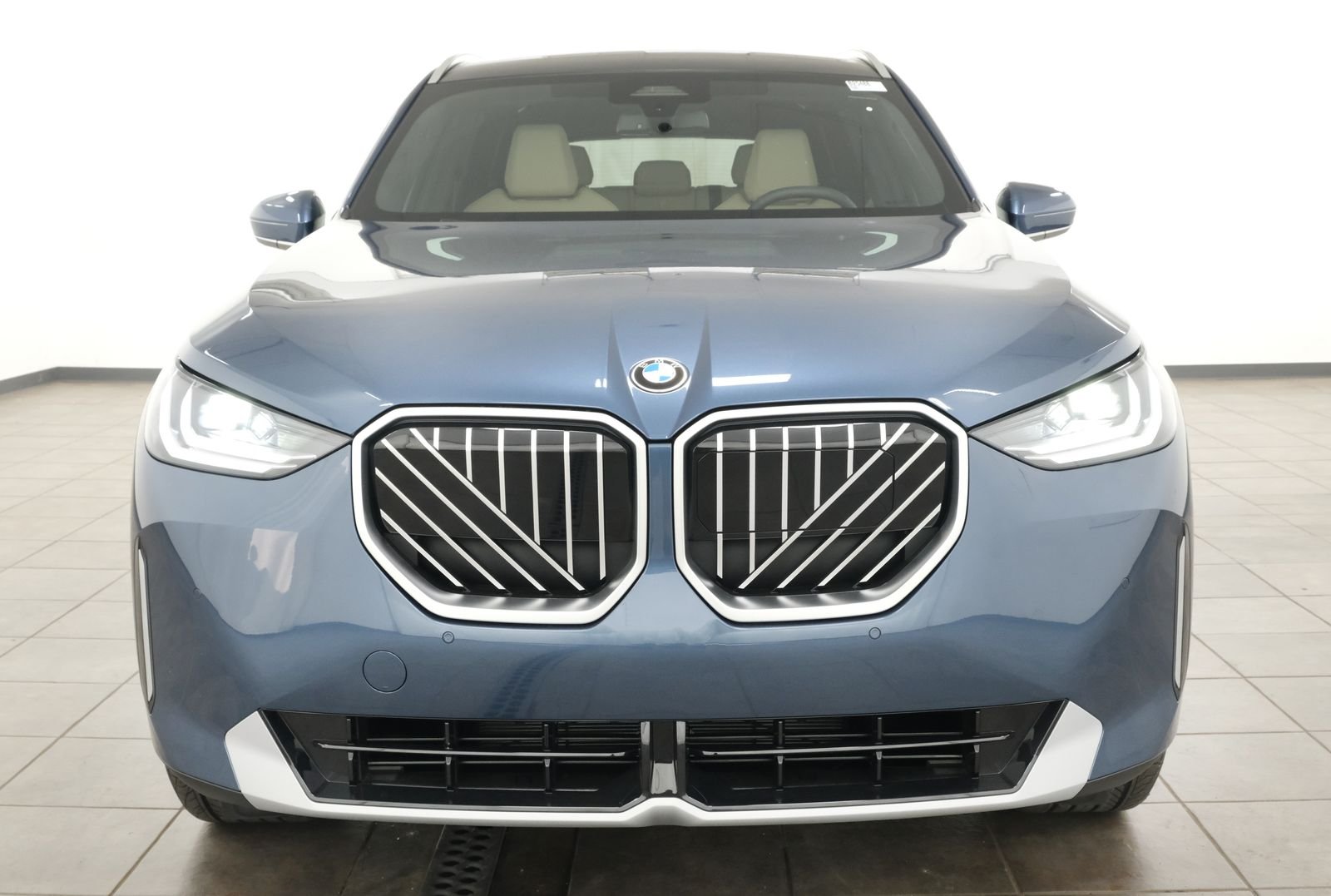 New 2026 Arctic Race Blue Metallic BMW 30 xDrive image 11